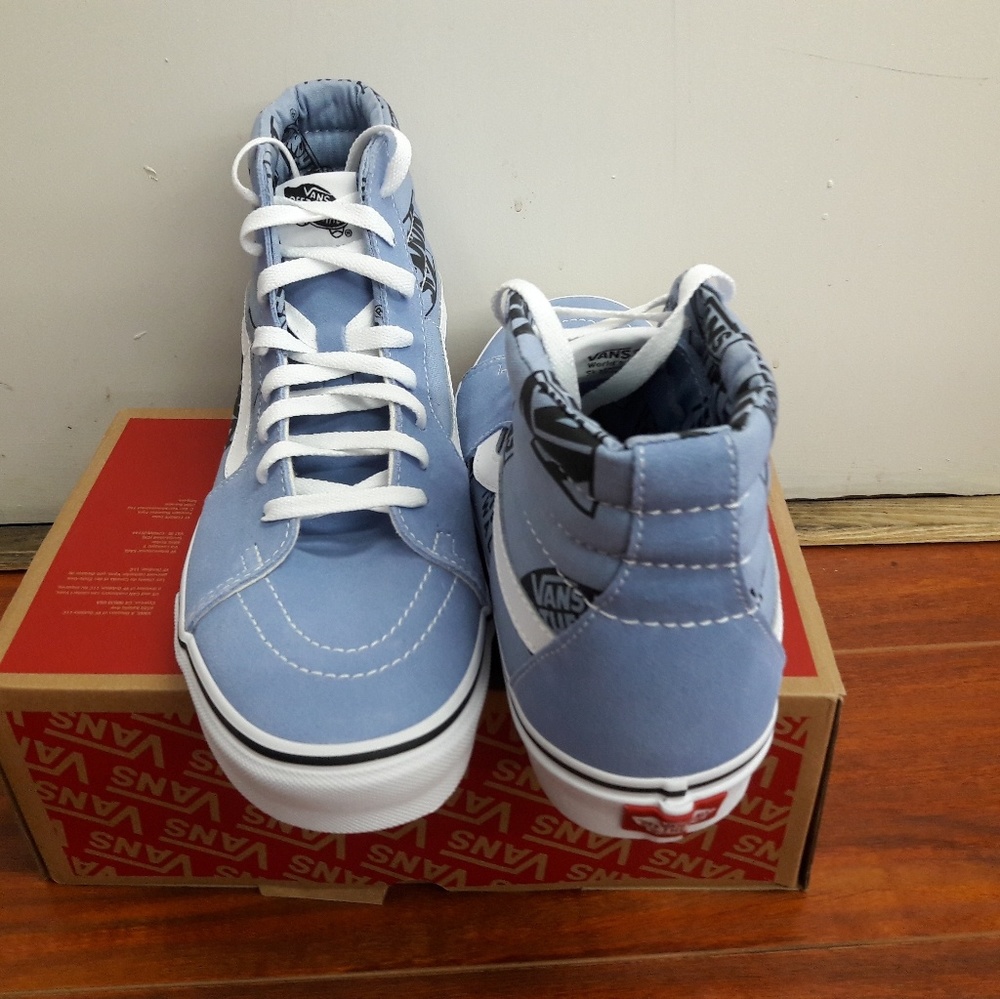 Vans - Picture 2 of 2